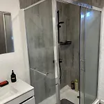 Casa Fernando Casquinha * 발라프란카데지라